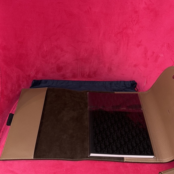 Christian Dior saddle agenda notebook iPad portfolio case - Picture 13 of 16